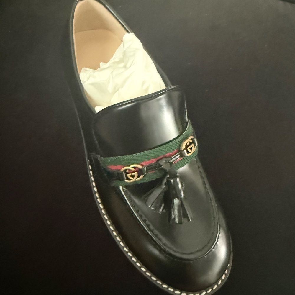 Brand New Gucci Black Leather Loafers With Tassel Detail Size 32 Us Size 1